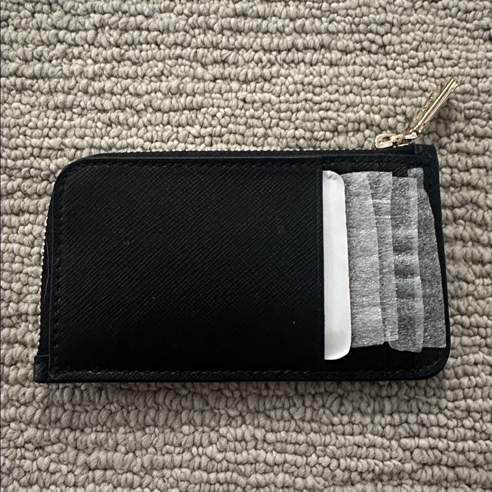 NWT Kate Spade Saffiano leather Black Zip Card holder - Picture 3 of 4